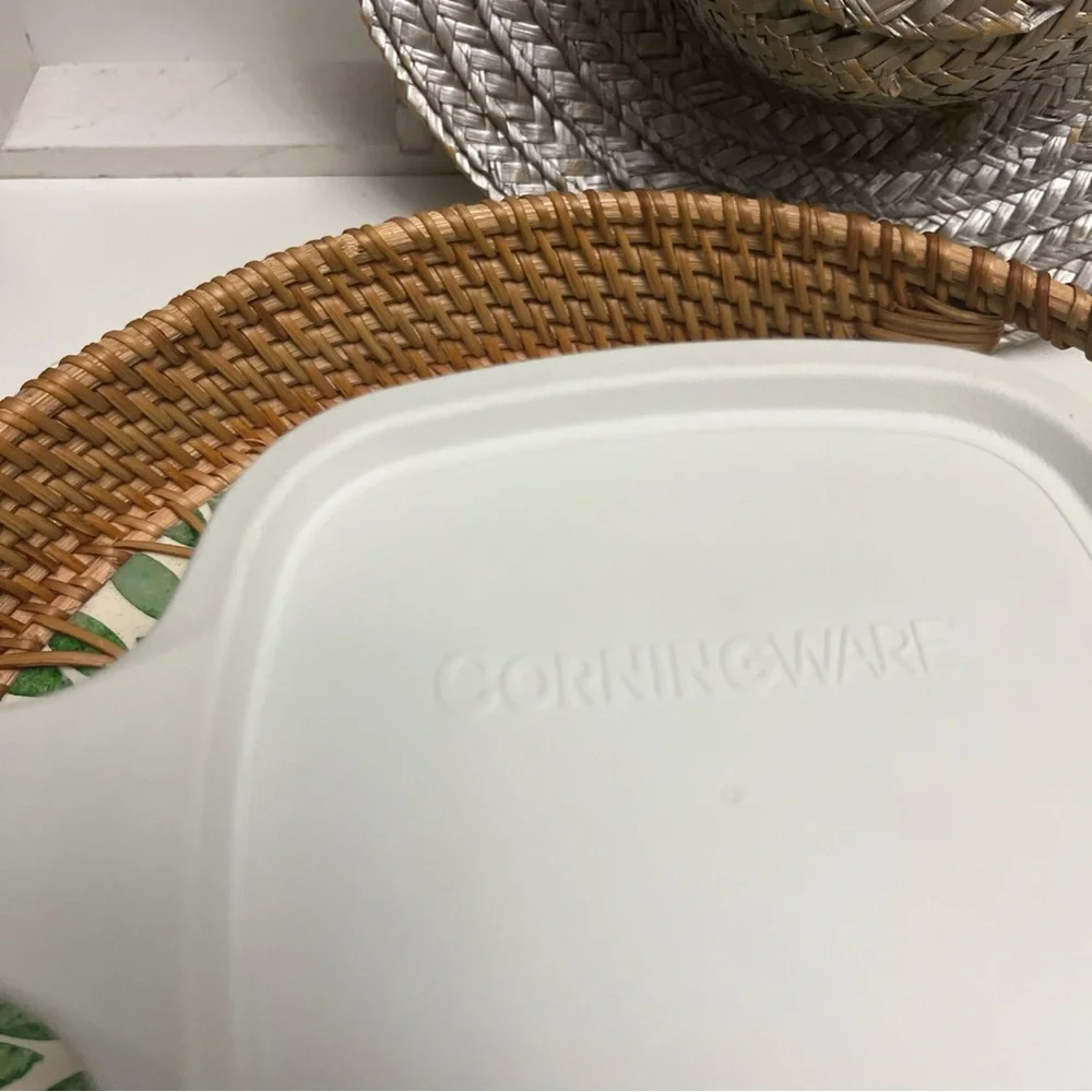 VTG CorningWare‎ White Casserole Dish with Floral Design